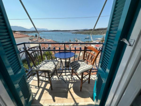 Artiste Poros House